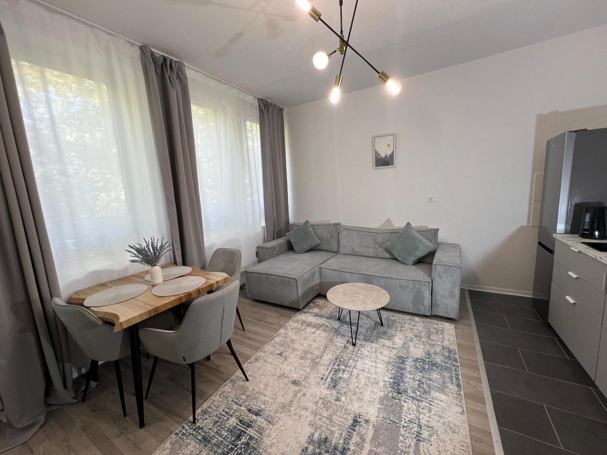 Queens Peak Apartments Cologne Extérieur photo
