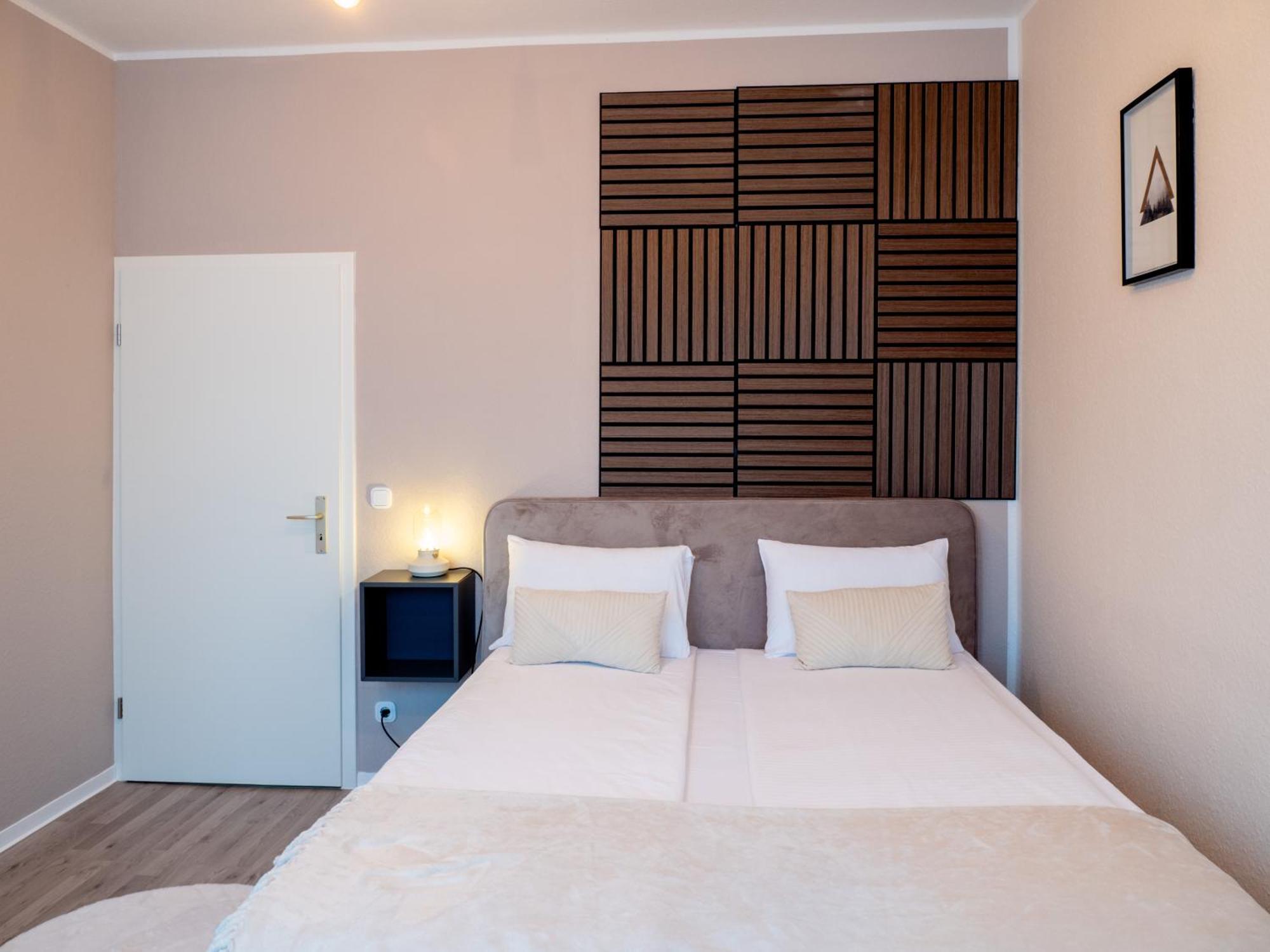 Queens Peak Apartments Cologne Extérieur photo