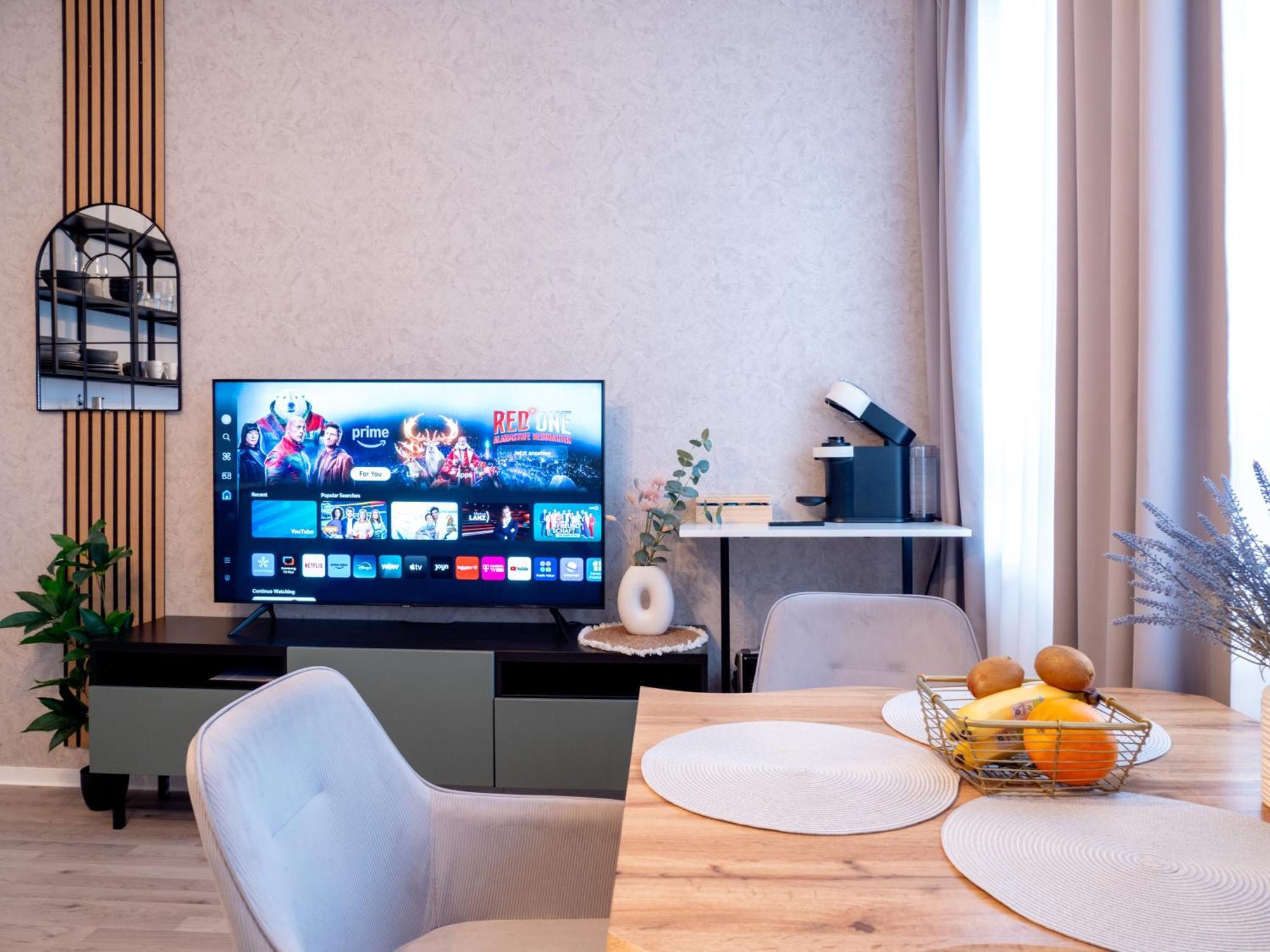 Queens Peak Apartments Cologne Extérieur photo